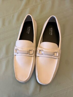 Alfani Men's white Leather Slip-On Loafers with Bit Detail size 10.5